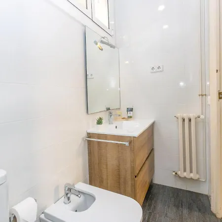 Apartamento Eix-dret-roger De Lluria-valencia By Interhome *