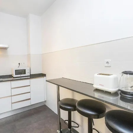 Eix-dret-roger De Lluria-valencia By Interhome Appartement