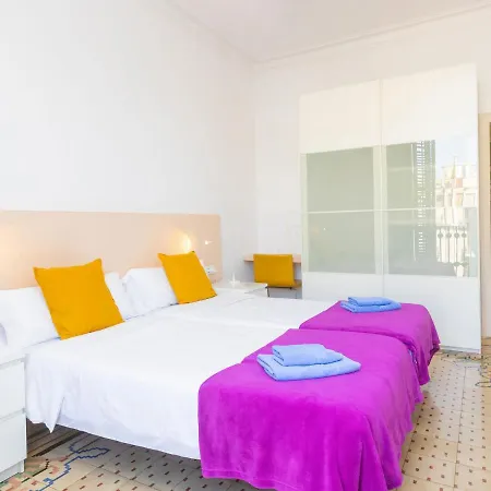 Eix-dret-roger De Lluria-valencia By Interhome * Barcelona