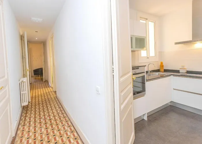 Apartament Eix-dret-roger De Lluria-valencia By Interhome *